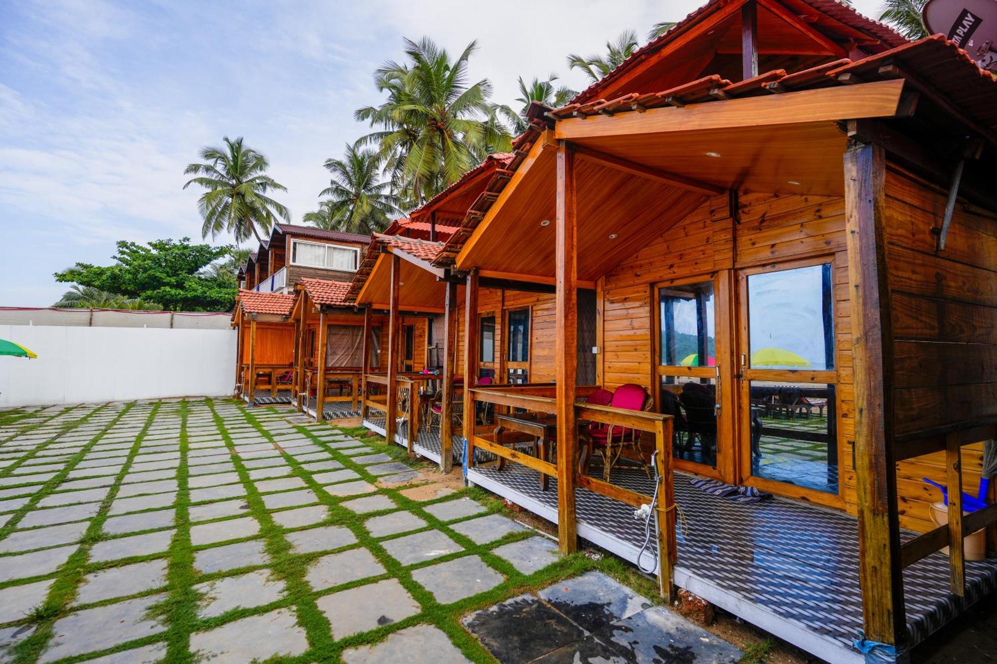 Om Sai Beach Resort Agonda Exterior photo