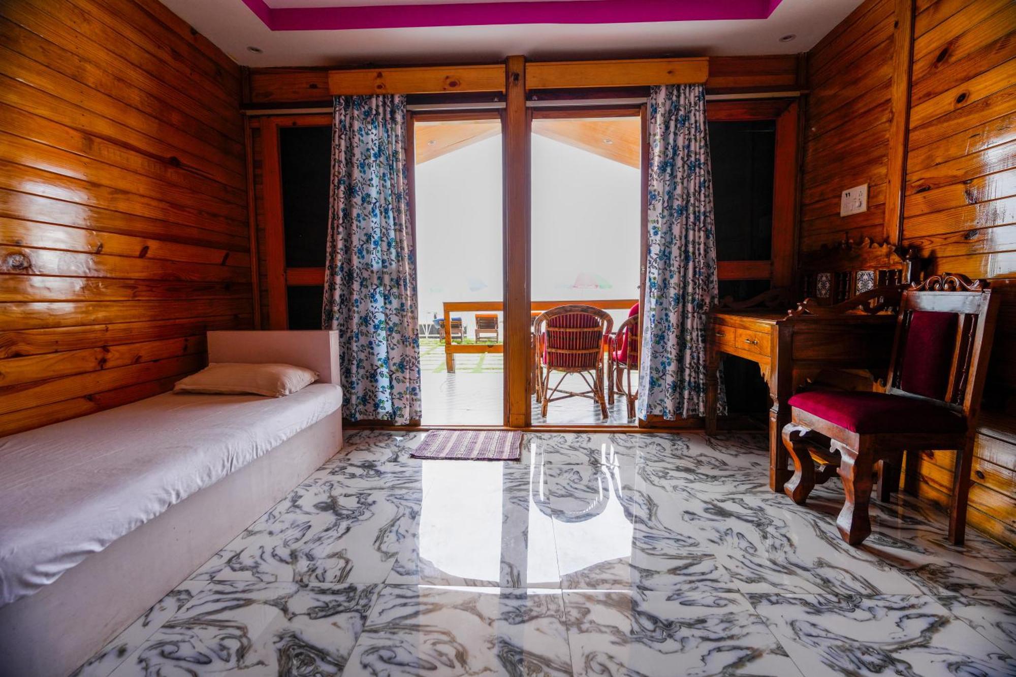 Om Sai Beach Resort Agonda Exterior photo